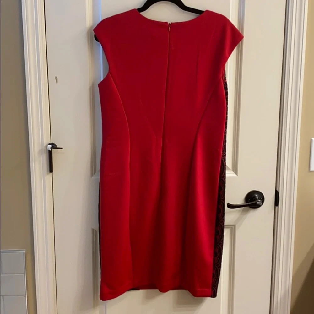 Elegant Black Lace Red Dress - Picture 4 of 5